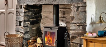 Cottage in Snowdonia with Private Hot Tub