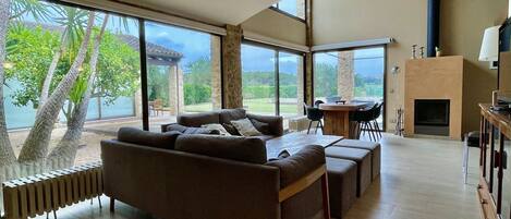 تلفزيون، مدفأة