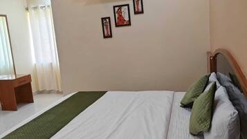 Deluxe Room | Free WiFi