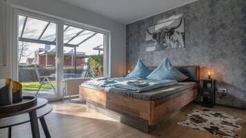 1 bedroom, iron/ironing board, free WiFi, bed sheets