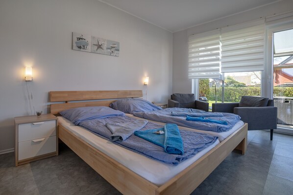 1 bedroom, iron/ironing board, free WiFi, bed sheets