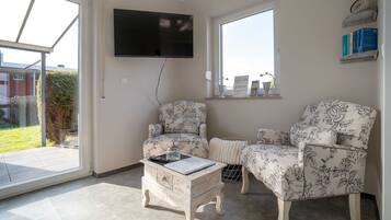 Fernseher, Stereoanlage