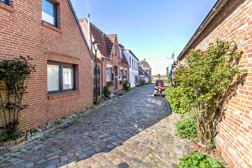 Ferienwohnung 'Lüddes Fischerhuus' mit privater Terrasse, privatem Garten und Wi-Fi