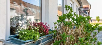 Apartment 'Lüddes Fischerhuus' with Private Terrace, Private Garden and Wi-Fi