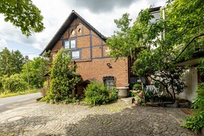 Exterior - Apartment 'Boddenberg' with Private Terrace and Wi-Fi (Waldbröl)
