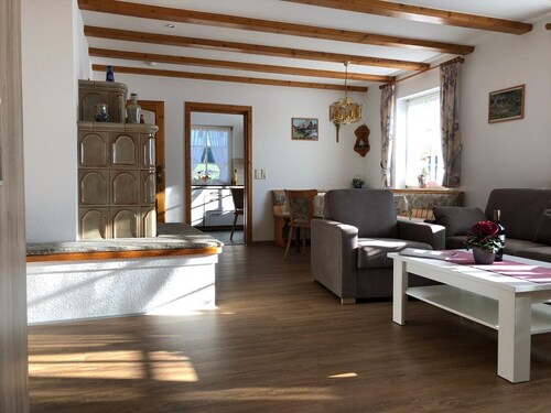 Ferienwohnung 'Erika', privater Terrasse und Wi-Fi