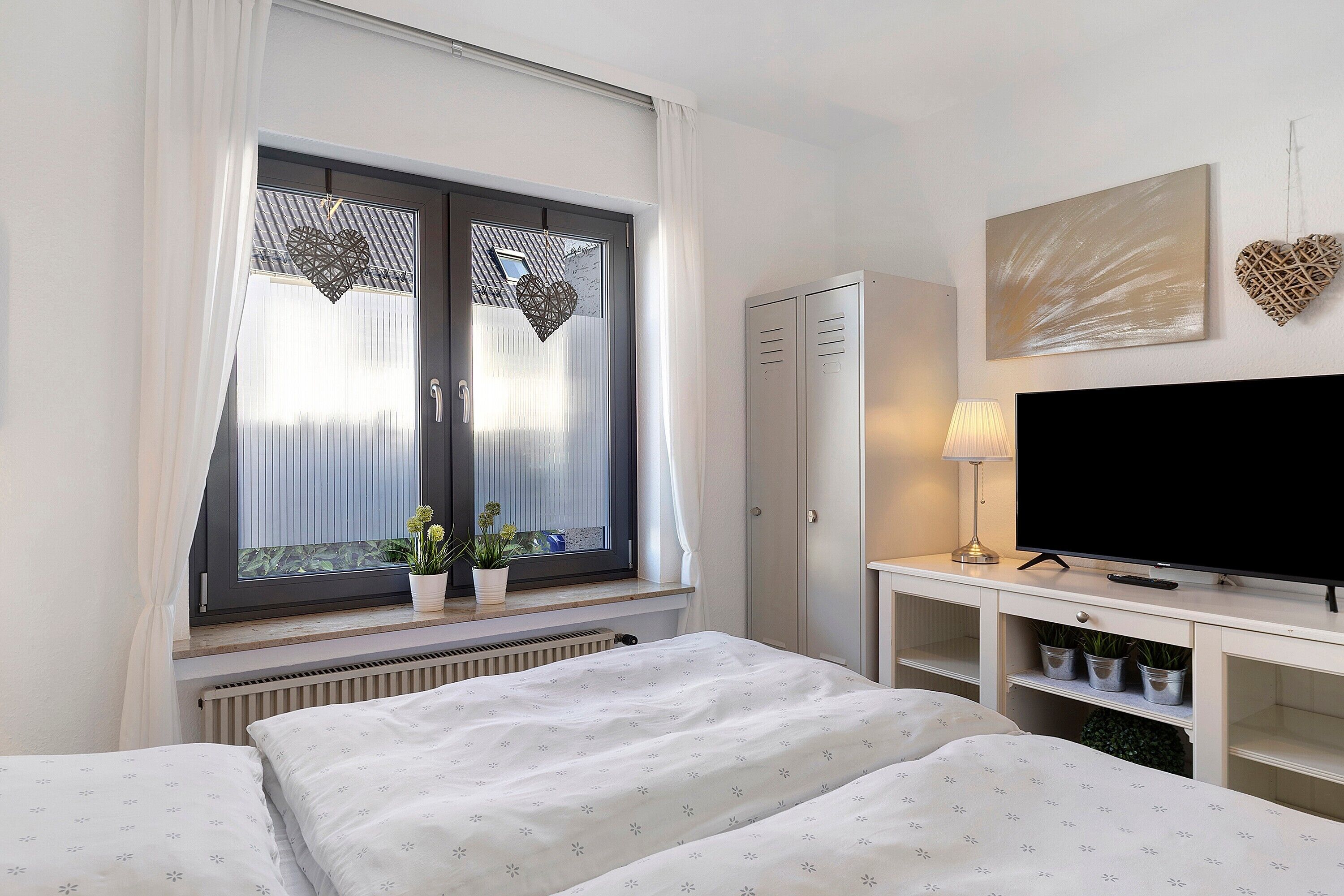 2 habitaciones, tabla de planchar con plancha y wifi gratis 