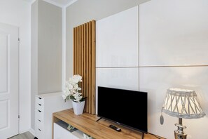 Interior - Apartment 'Riekes' with Mountain View, Private Terrace and Wi-Fi (Schmallenberg)