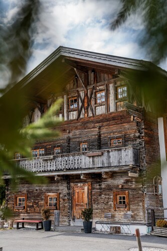 Apartment 'Kracherlemoos' with Mountain View, terrace and Wi-Fi