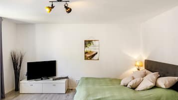 1 Schlafzimmer, Bügeleisen/Bügelbrett, kostenloses WLAN, Bettwäsche