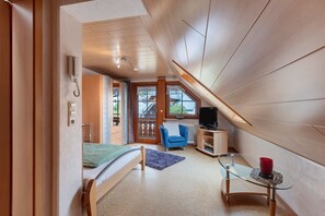 1 室のベッドルーム、WiFi (無料)、ベッドシーツ