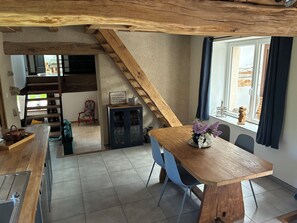 Dining - Aube du Morvan, charming family home (Dompierre-en-Morvan)