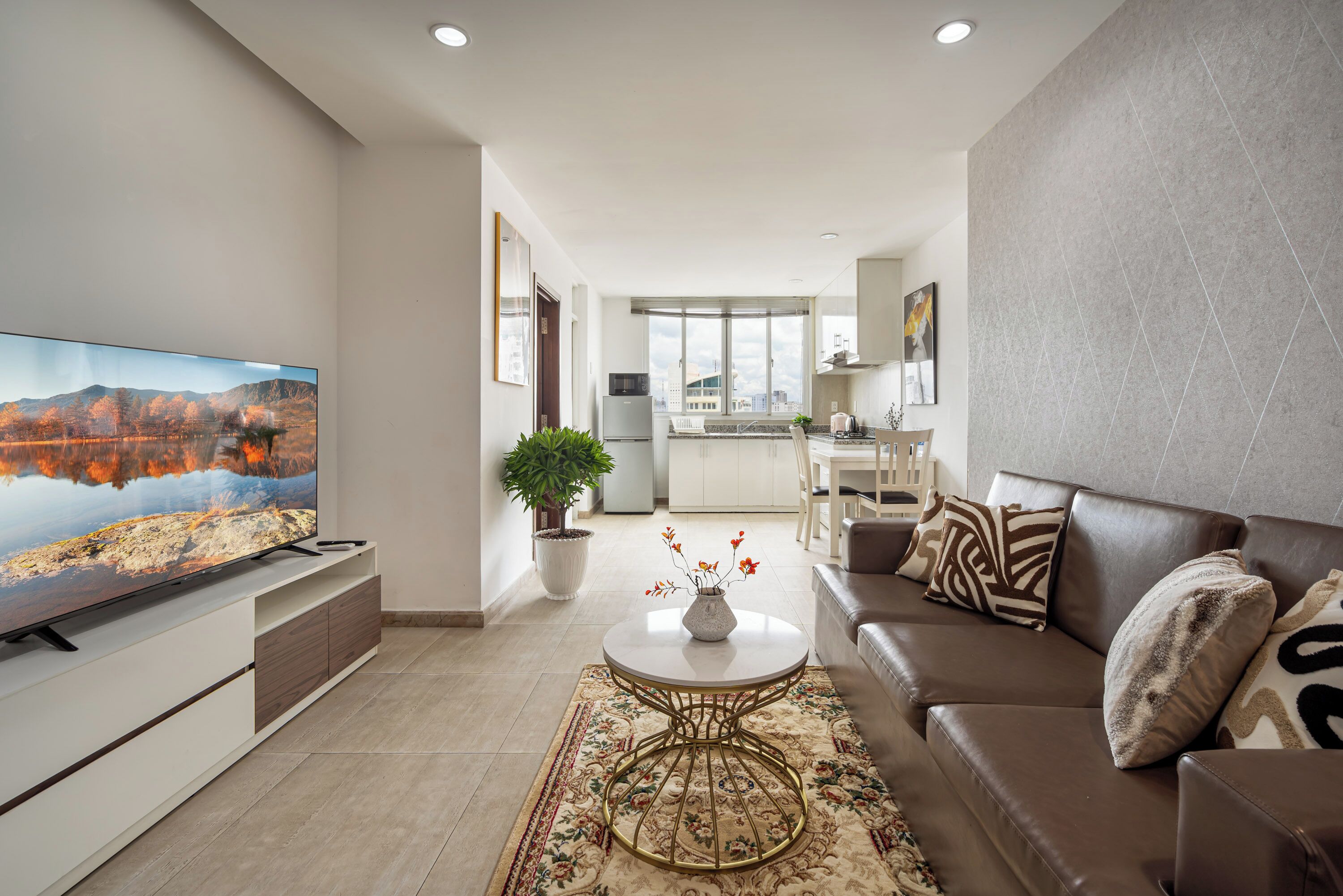 Apartment, 2 Bedrooms, Balcony, City View | Living area | Flat-screen TV