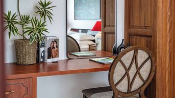 Apartment, 3 Bedrooms, Balcony, City View | Living area | Flat-screen TV