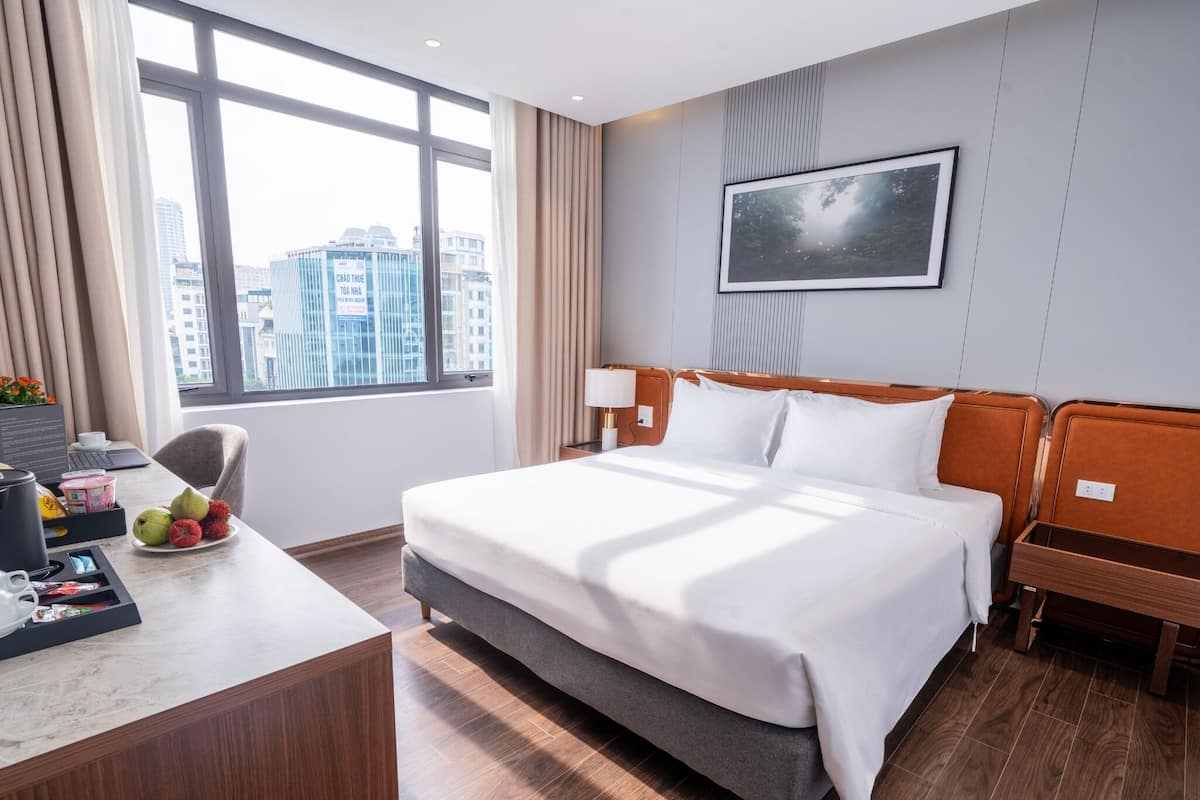 Deluxe Double or Twin Room, City View | City view