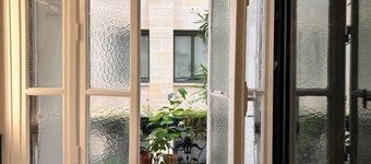 Charming three-room apartment with terrace in the heart of the Marais