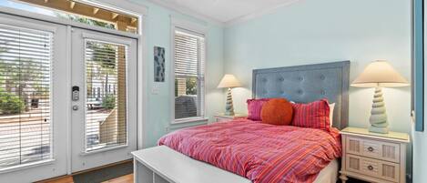 4 chambres, fer et planche à repasser, Wi-Fi gratuit, draps fournis