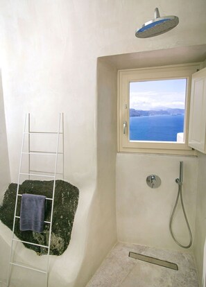 Een douche, een haardroger