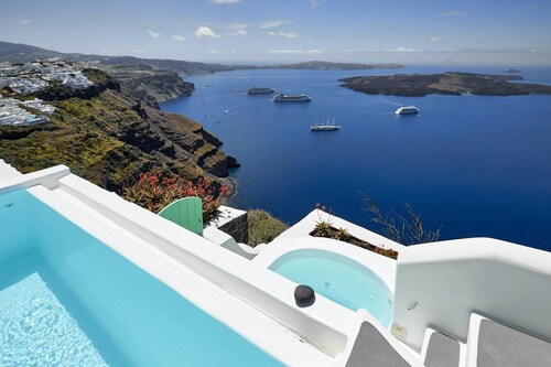 Alegria Suite with infinity pool - My Rental Homes