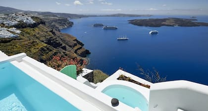 Alegria Suite with infinity pool - My Rental Homes