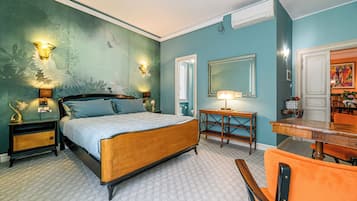 Suite 4 | Select Comfort-madrasser och vÀrdeförvaringsskÄp pÄ rummet