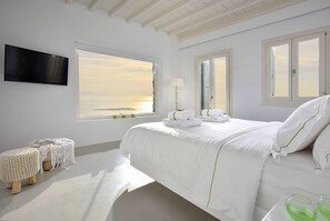 5 bedrooms, iron/ironing board, free WiFi