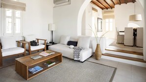 Unclassified image, 4 of 33, button - My Rental Homes - Efkalia with infinity pool, panoramic views and private dock (Mykonos)