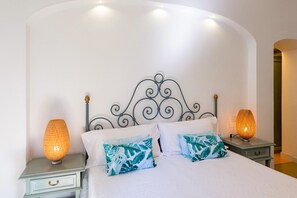 2 bedrooms, iron/ironing board, travel crib, free WiFi - Villa Eva with private pool - My Rental Homes (Massa Lubrense)