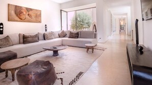 Unclassified image, 5 of 35, button - My Rental Homes - Villa Noria with garden and private pool (Marrakesh)