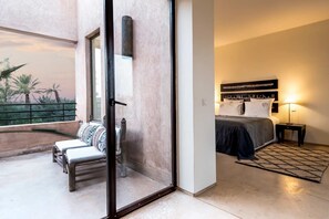 6 Schlafzimmer, Bügeleisen/Bügelbrett, kostenloses WLAN