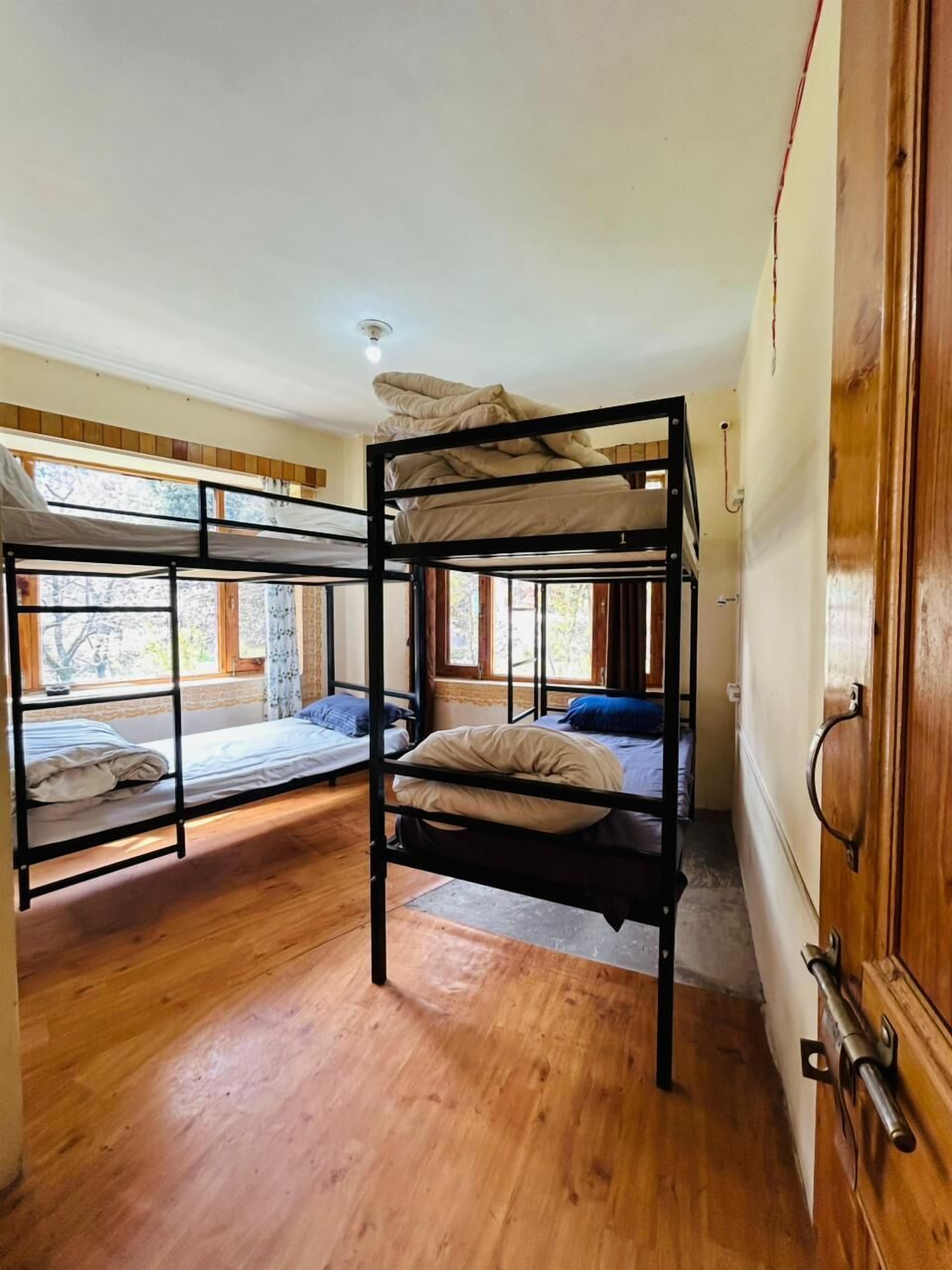 Wifi gratis y ropa de cama