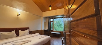 Hostelam The Mountain Story