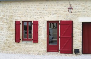 Exterior detail - Cocooning gîte close to the D-Day landing beaches, ideal for historical visits (Englesqueville-la-Percée)