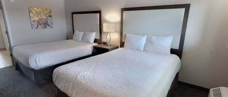 1 soverom, strykejern/-brett, wi-fi (inkludert) og sengetøy