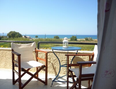 Villa Fleria Seaside Studios & Apts