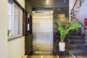 Elevator