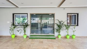 Bãi đậu xe tự phục vụ miễn phí