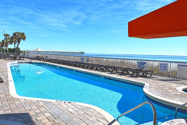 Piscina coberta i piscina climatitzada