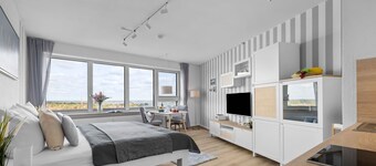 Möwenblick in the Wikingturm - directly on the water, view of the Schlei, 24th floor, shower room