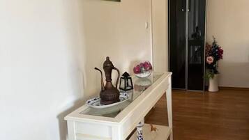 Deluxe Apartment, Balcony | Free WiFi, bed sheets