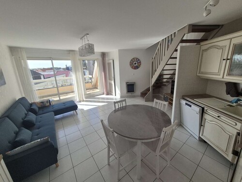 Bright T3 duplex with garage in Berck-Plage