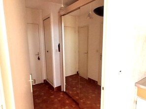 Interior - Studio for 2 with parking, sea view at Héliopolis (Cap d'Agde naturisme)