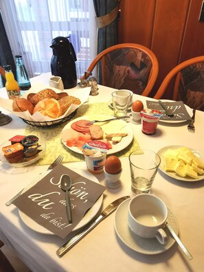 Repas de petit déjeuner