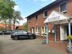 Front of property - Landgasthof Leverenz (Neuenkirchen)