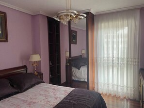 2 Schlafzimmer, Bügeleisen/Bügelbrett, WLAN, Bettwäsche