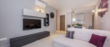 Apartment | Living room