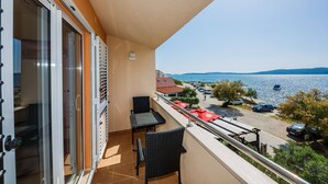 Apartment | Balcony - Two-bedroom Apartment Near Beach (Sibenik)