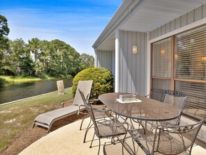 Outdoor dining - 2 Bedroom, 2 Bathroom Villa in Sandpiper Village at Sandestin Golf & Beach Resort! (Miramar Beach)