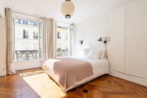 2 Schlafzimmer, Bügeleisen/Bügelbrett, WLAN, Bettwäsche