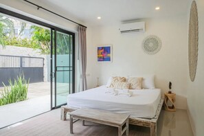 3 bedrooms, desk, iron/ironing board, free WiFi